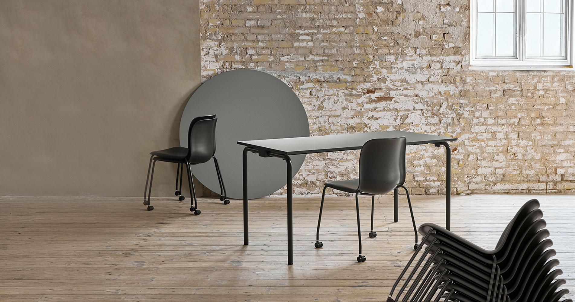 Functional furniture for flexible spaces | HOWE Moving Design