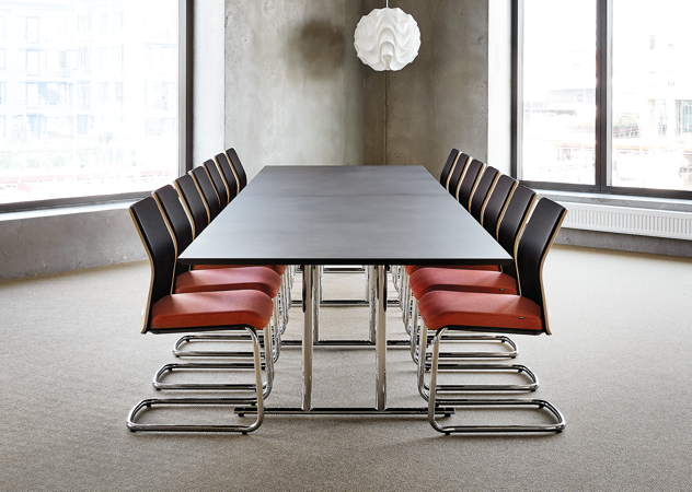 MN1 cantilever side chair | HOWE Moving Design